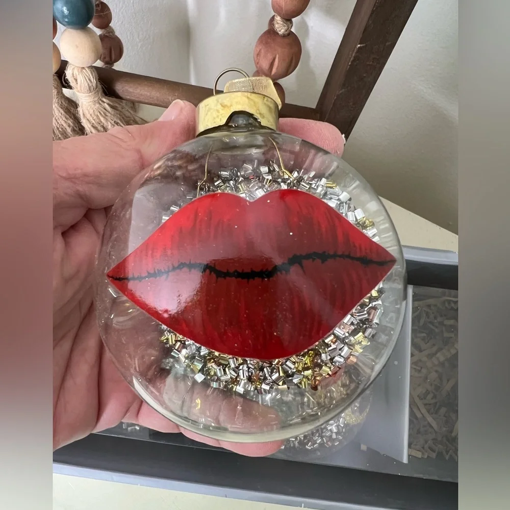 Brand New Set of 4 Christmas Ornaments